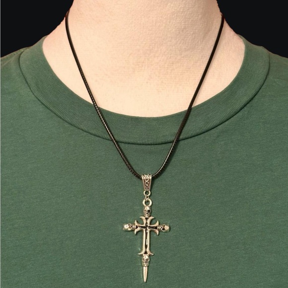 Goth Skull Cross Pendant Necklace Silver Unisex Gothic Punk Black Cord - Picture 5 of 11